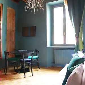 https://repubblica-porta-venezia-chic-design-flat.italymilanhotels.net